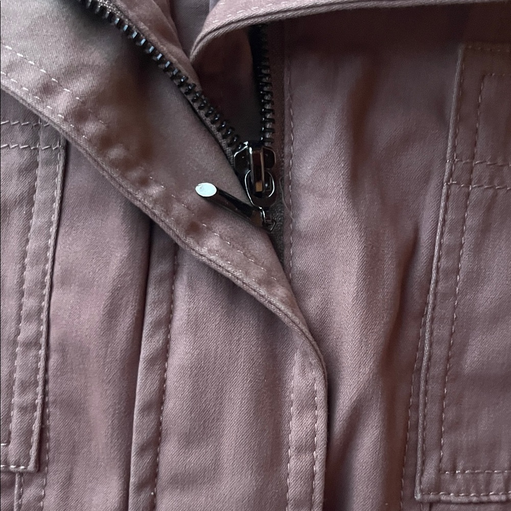 WHBM Stylish Jacket with Zipper Details - Size 4 - Picture 8 of 13